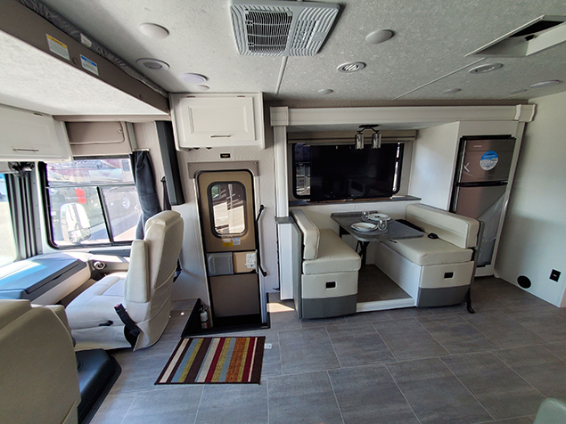 2022 Coachmen Mirada 315KSF