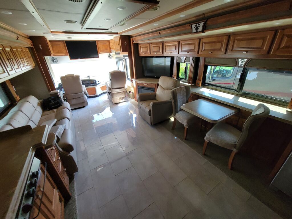 2017 Tiffin Motorhomes Phaeton 36GH