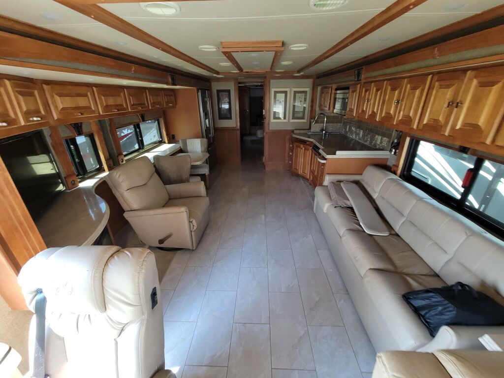 2017 Tiffin Motorhomes Phaeton 36GH