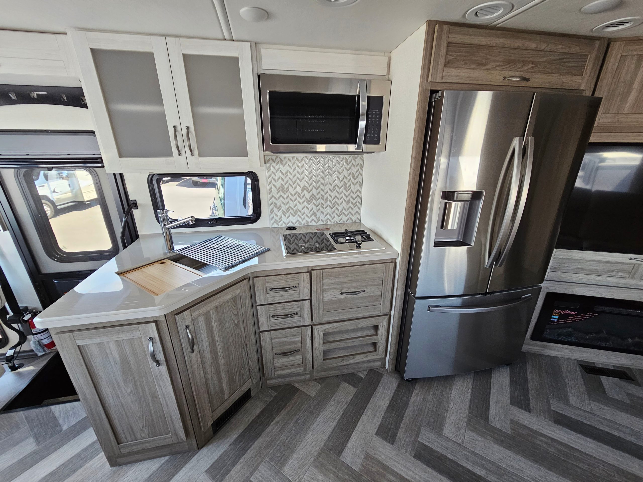 2023 Winnebago Adventurer 34W