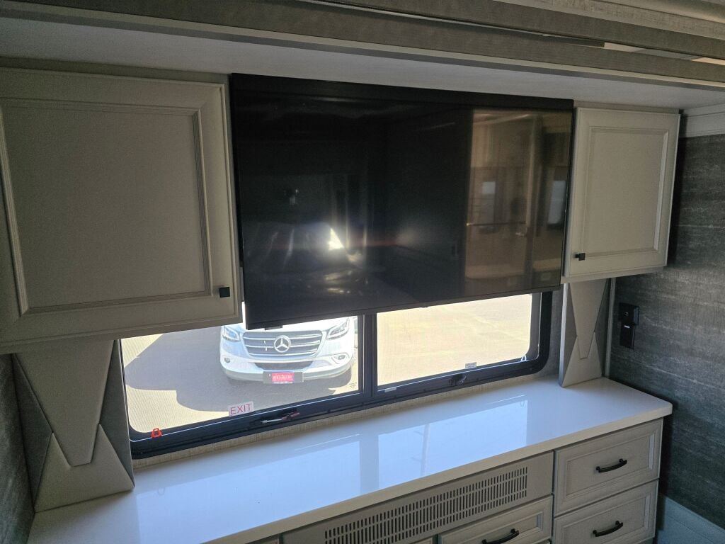 2025 Tiffin Motorhomes Allegro Bus 35CP