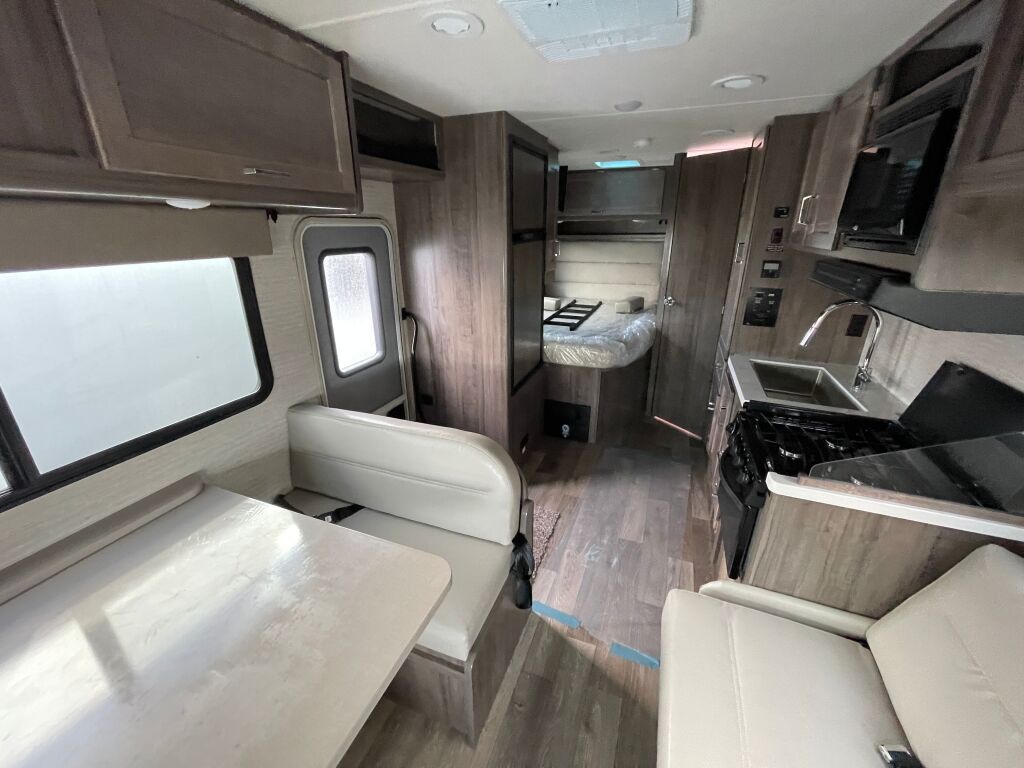 2025 Winnebago Minnie Winnie 25B