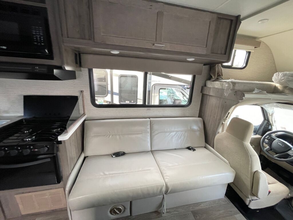 2025 Winnebago Minnie Winnie 25B