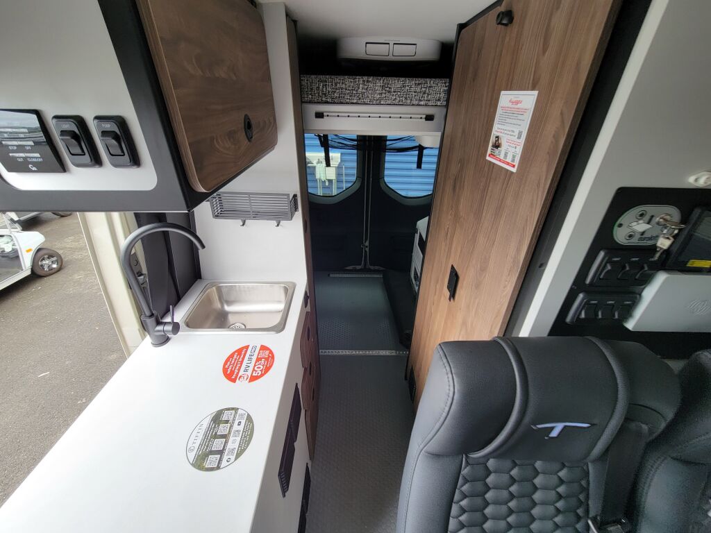 2025 Tiffin Motorhomes GH1 BASE