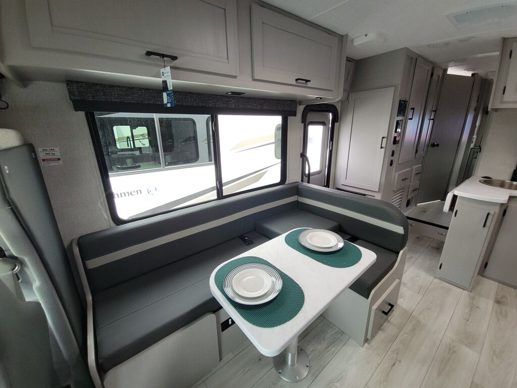 2025 Coachmen Freelander 26DS