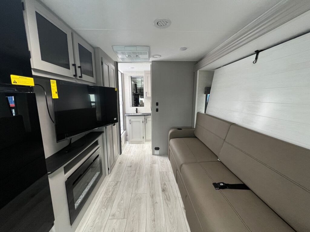 2025 Coachmen Freelander 26MB