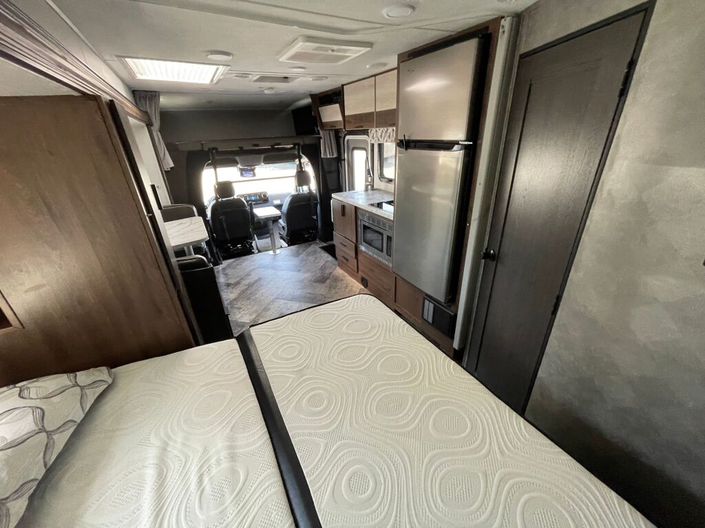 2020 Forest River Sunseeker MBS 2400B