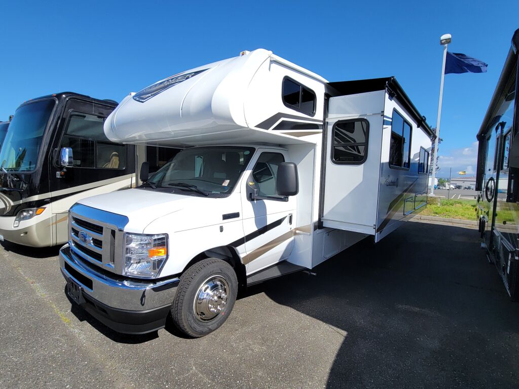 2025 Coachmen Freelander 26MB