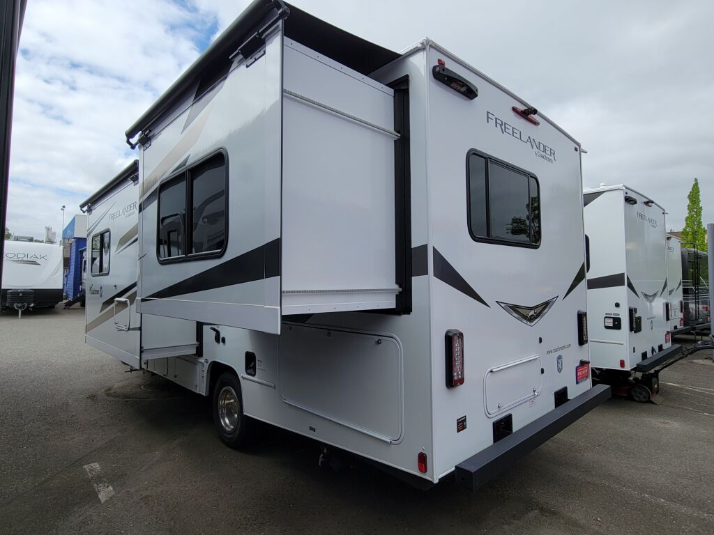 2025 Coachmen Freelander 26DS