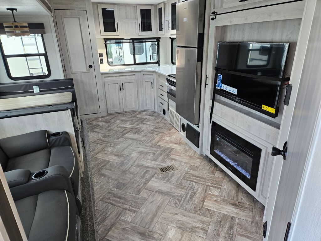 2024 Forest River Wildcat Travel Trailer 267MEX