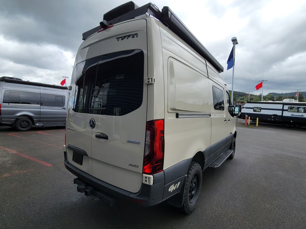 2025 Tiffin Motorhomes GH1 BASE