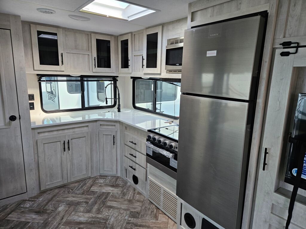 2024 Forest River Wildcat Travel Trailer 267MEX