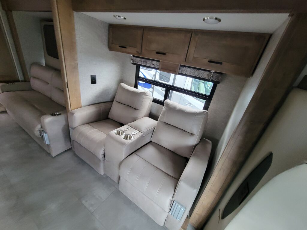 2025 Tiffin Motorhomes Wayfarer 25RW