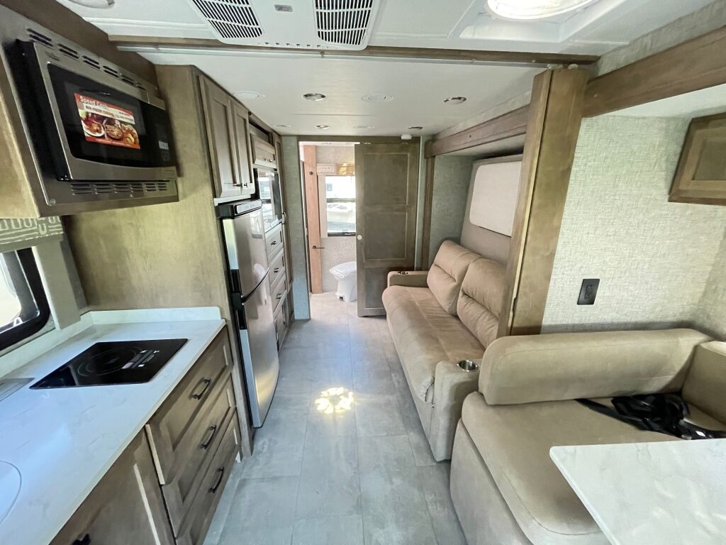 2025 Tiffin Motorhomes Wayfarer 25RW