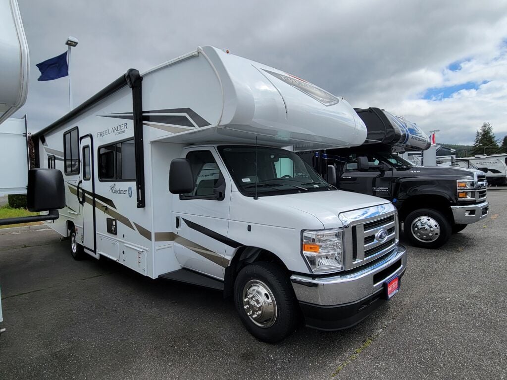 2025 Coachmen Freelander 29KB