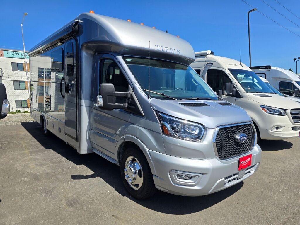 2024 Tiffin Motorhomes Midas 24MT