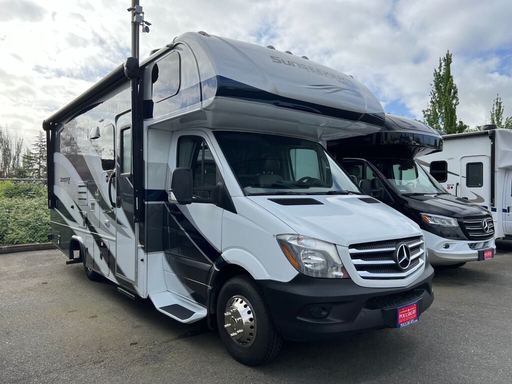 2019  Forest River Sunseeker MBS 2400W