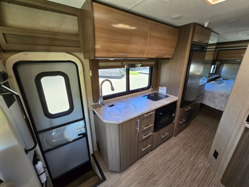 2018 Thor Motor Coach Gemini 24TX