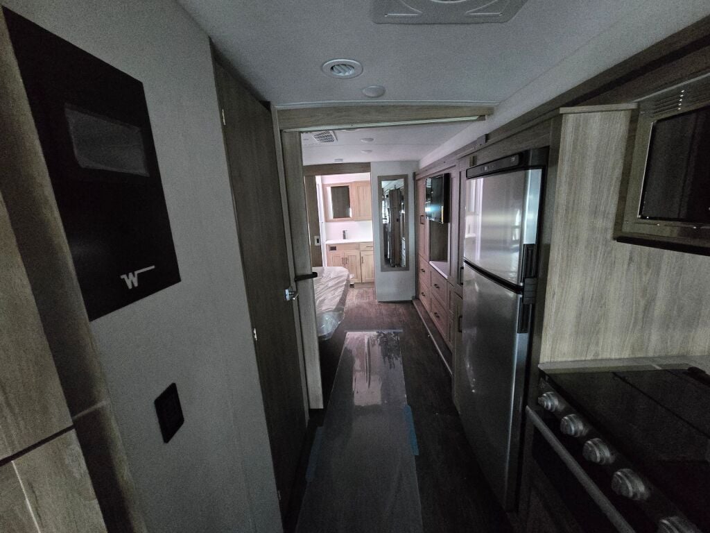 2025 Winnebago Vista 33K