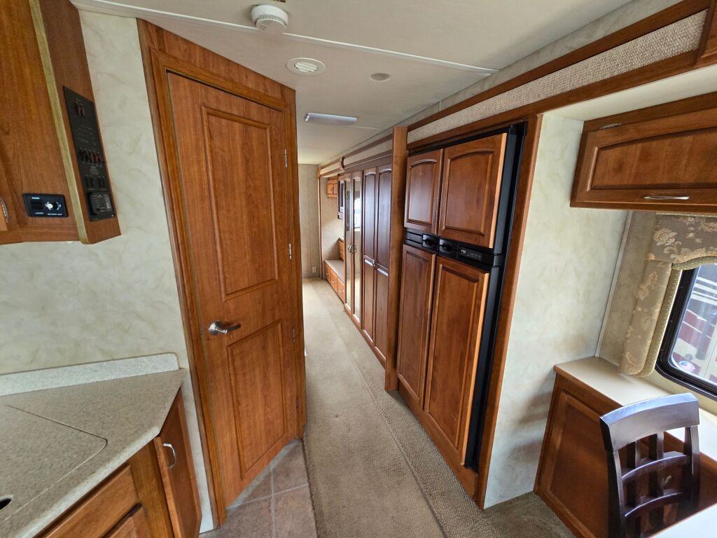 2008 Monaco Monarch 35SFD