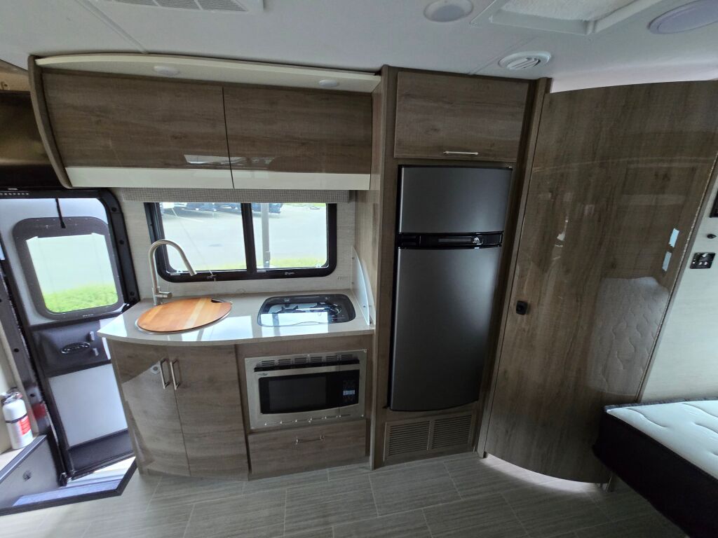 2022 Jayco Melbourne Prestige 24LP