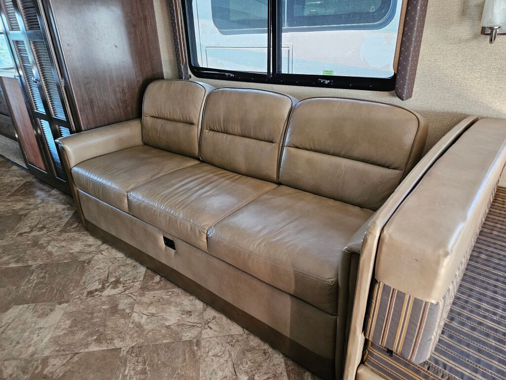 2017 Thor Motor Coach Windsport