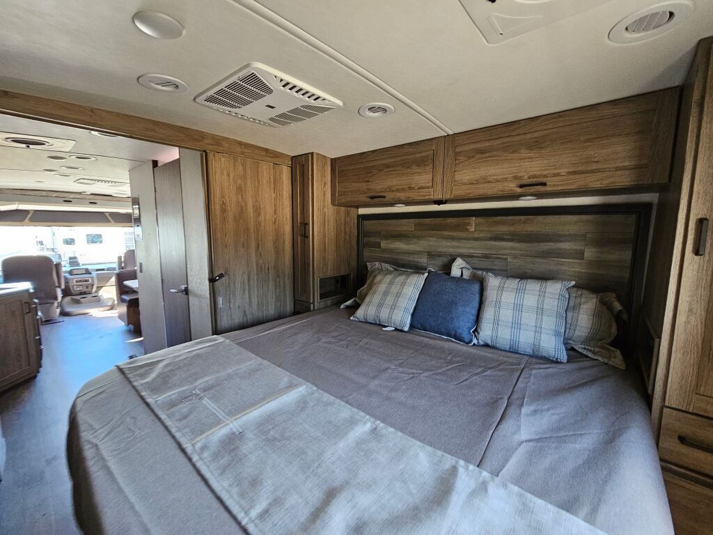 2025 Winnebago Vista 29N