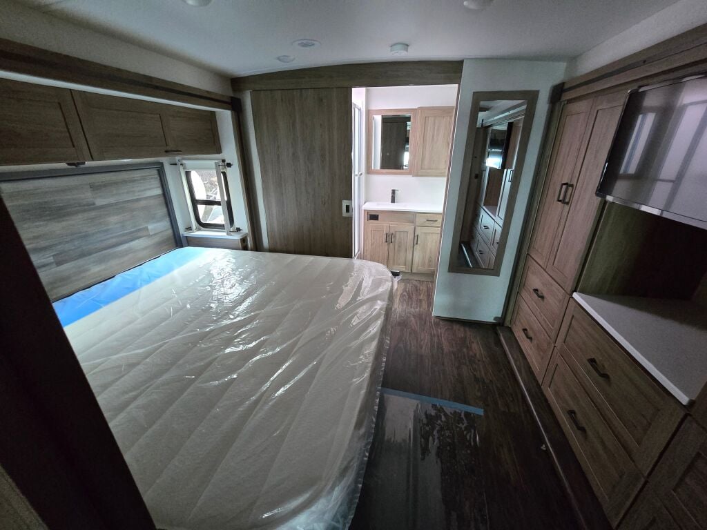 2025 Winnebago Vista 33K