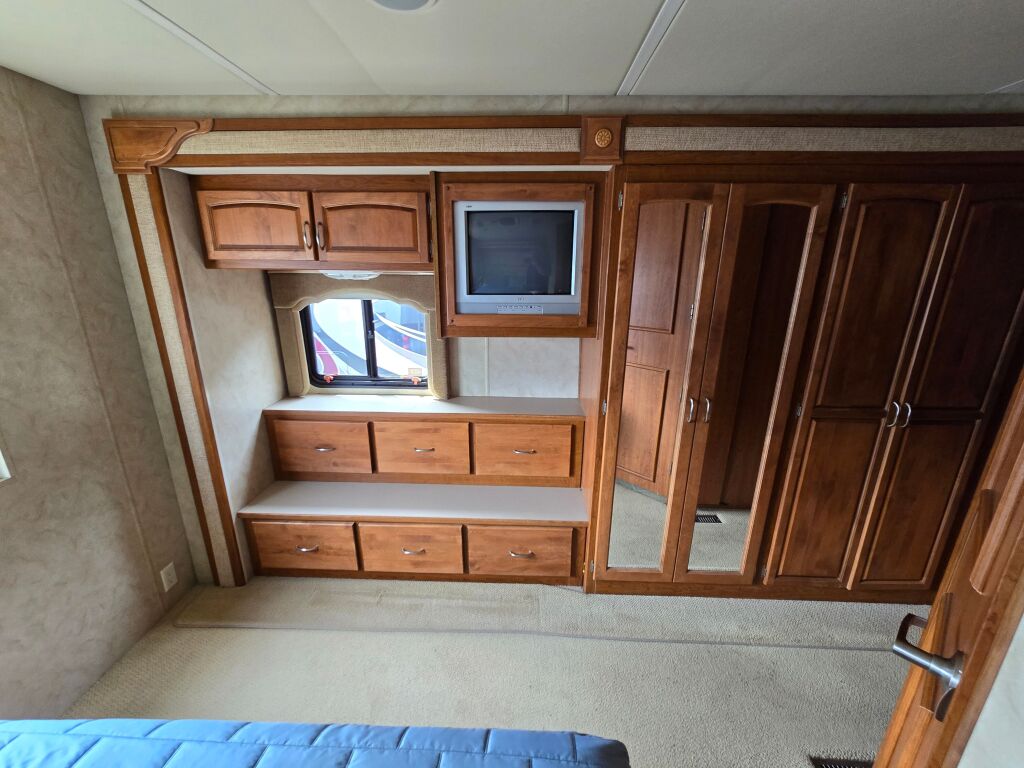 2008 Monaco Monarch 35SFD