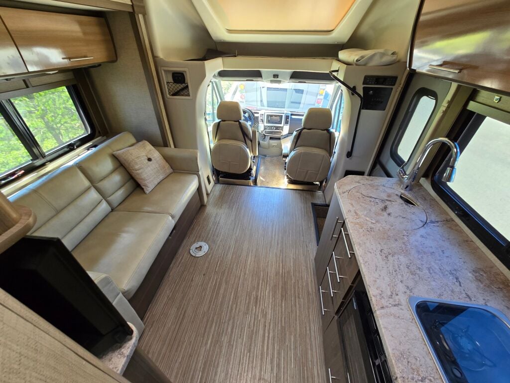 2018 Thor Motor Coach Gemini 24TX