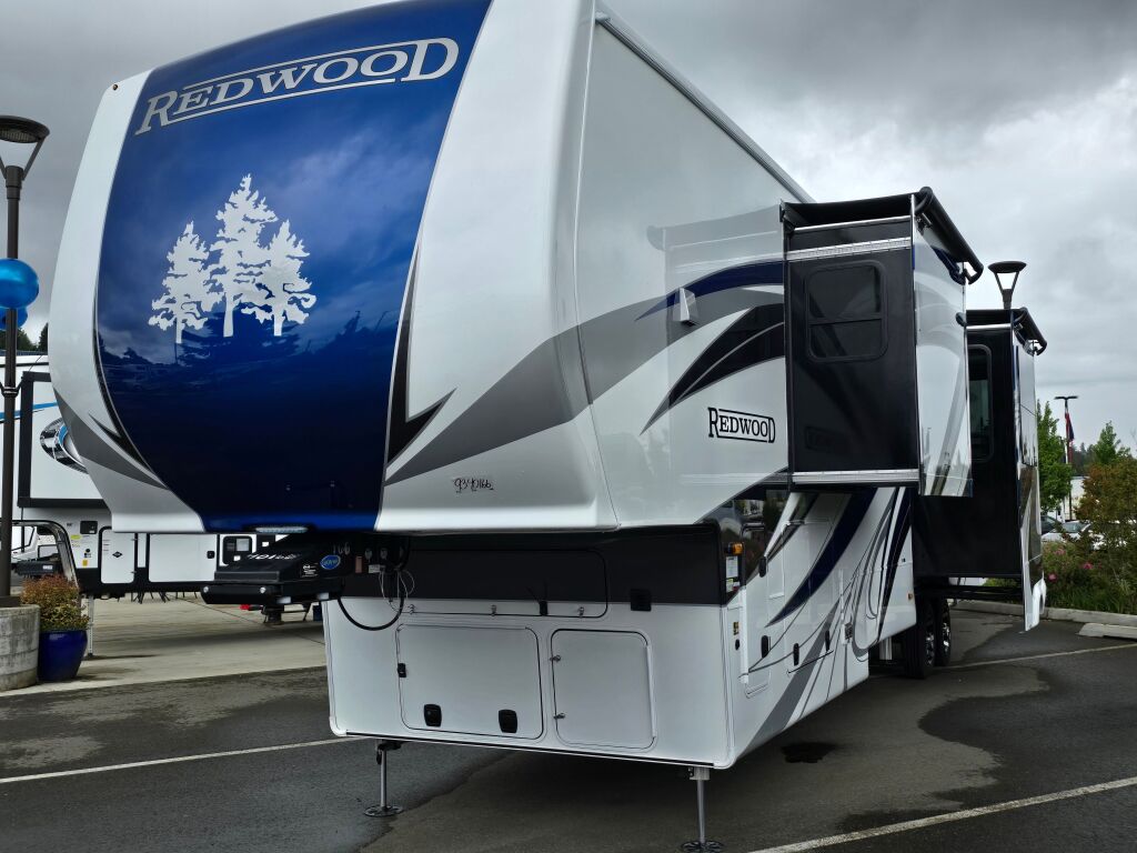 2024 CrossRoads Redwood RW4001LK