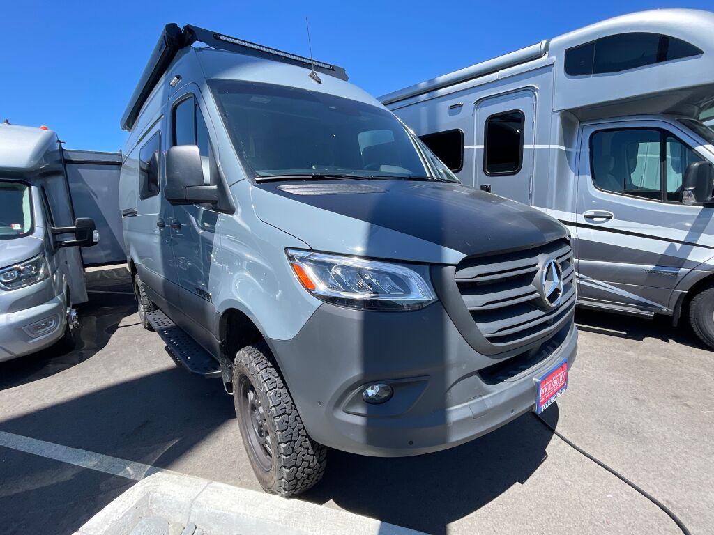 2025 Tiffin Motorhomes GH1 Base