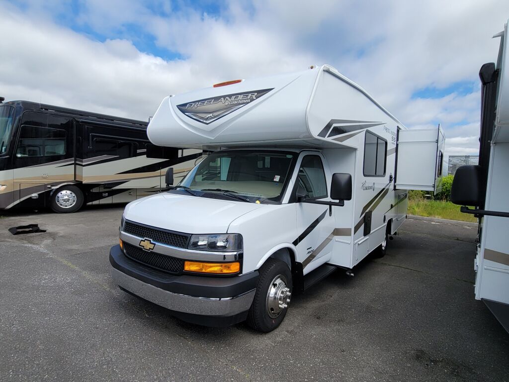 2025 Coachmen Freelander 21RS