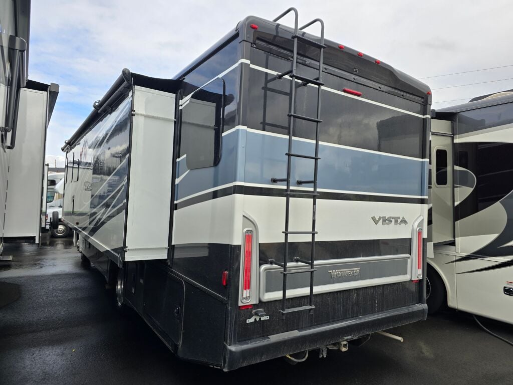 2025 Winnebago Vista 33K