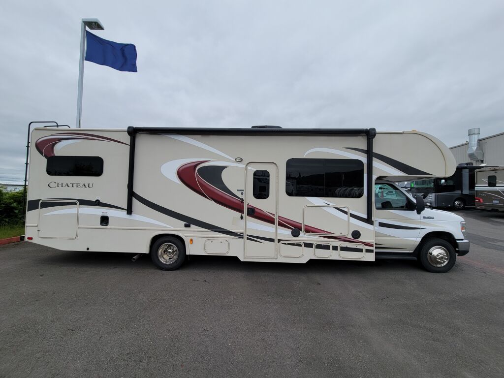 2016 Thor Motor Coach Chateau 31W