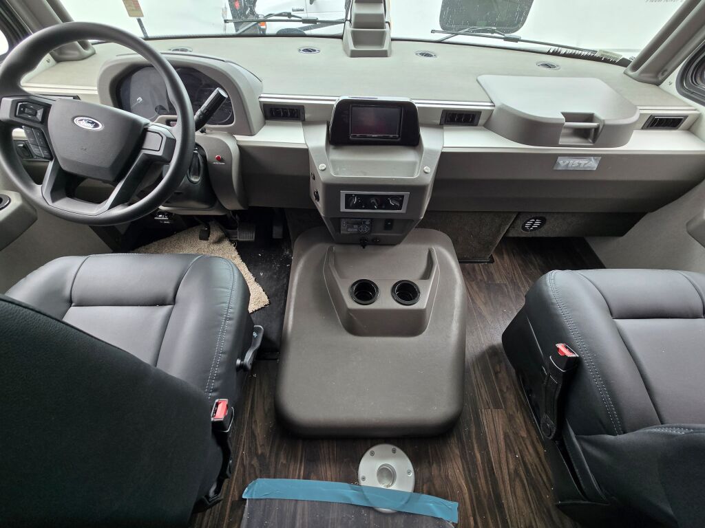 2025 Winnebago Vista 33K