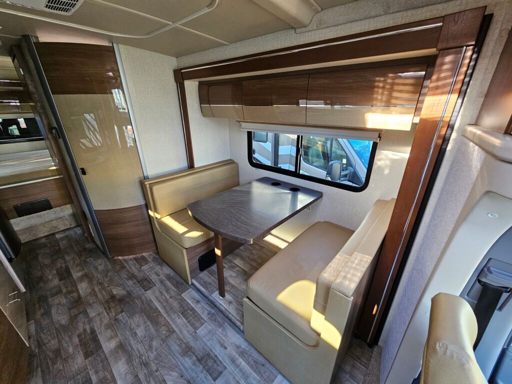 2017 Winnebago Navion 24G