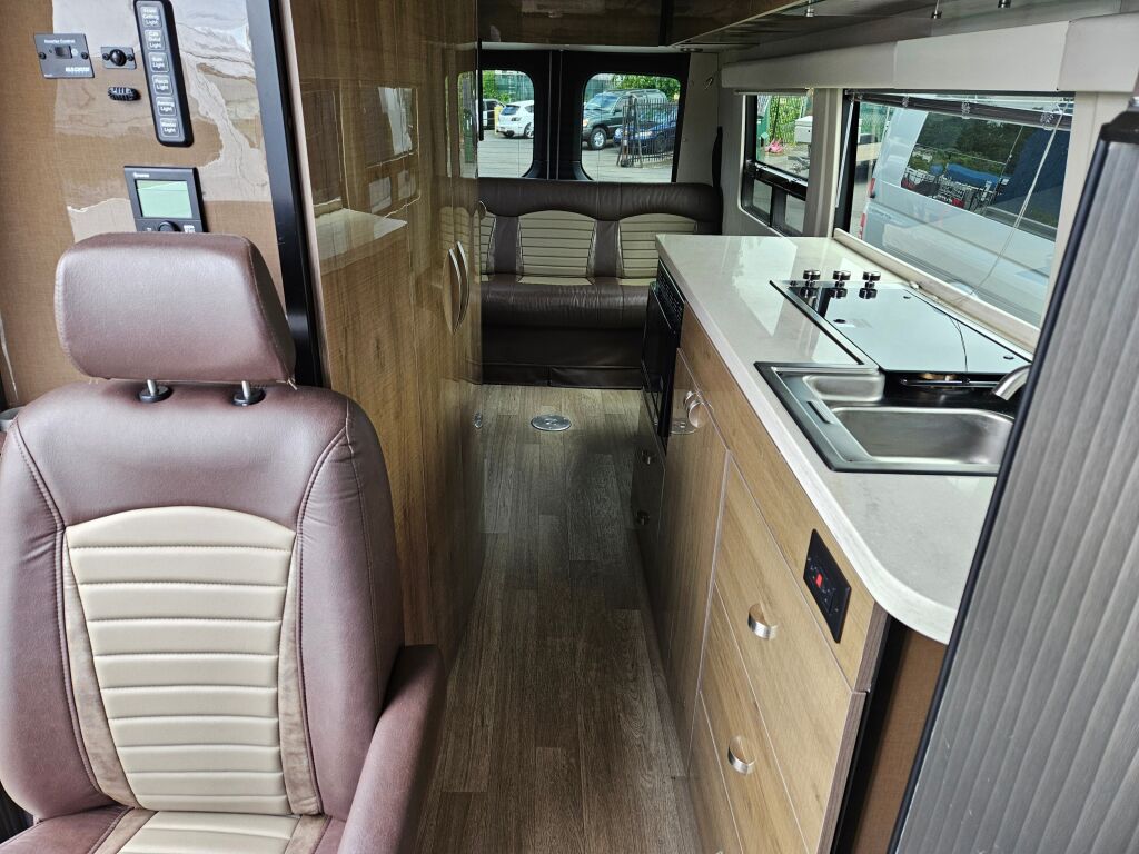 2021 Winnebago Era 70B 4X4