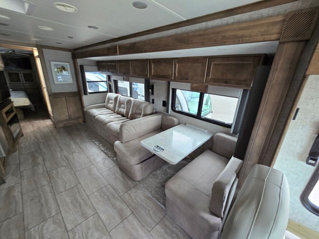 2025 Tiffin Motorhomes Open Road Allegro 32SA