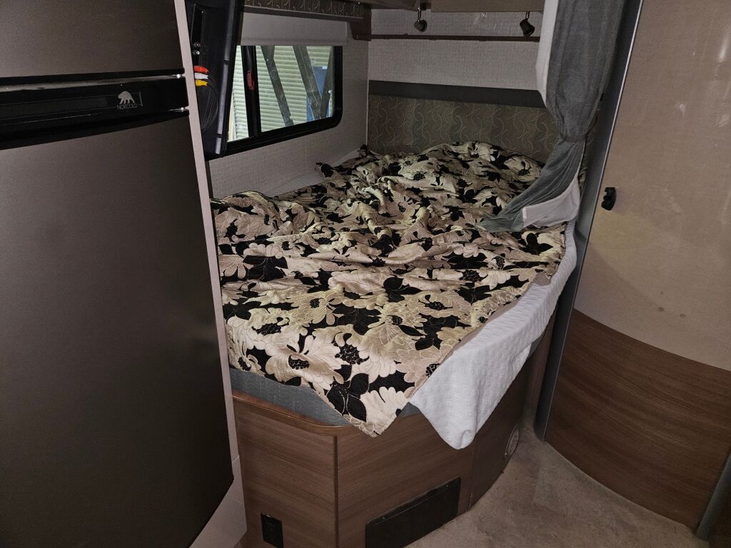 2016 Winnebago View 24J