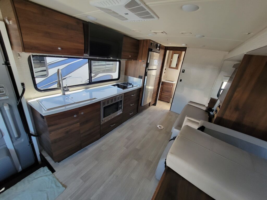 2020 Winnebago View 24D