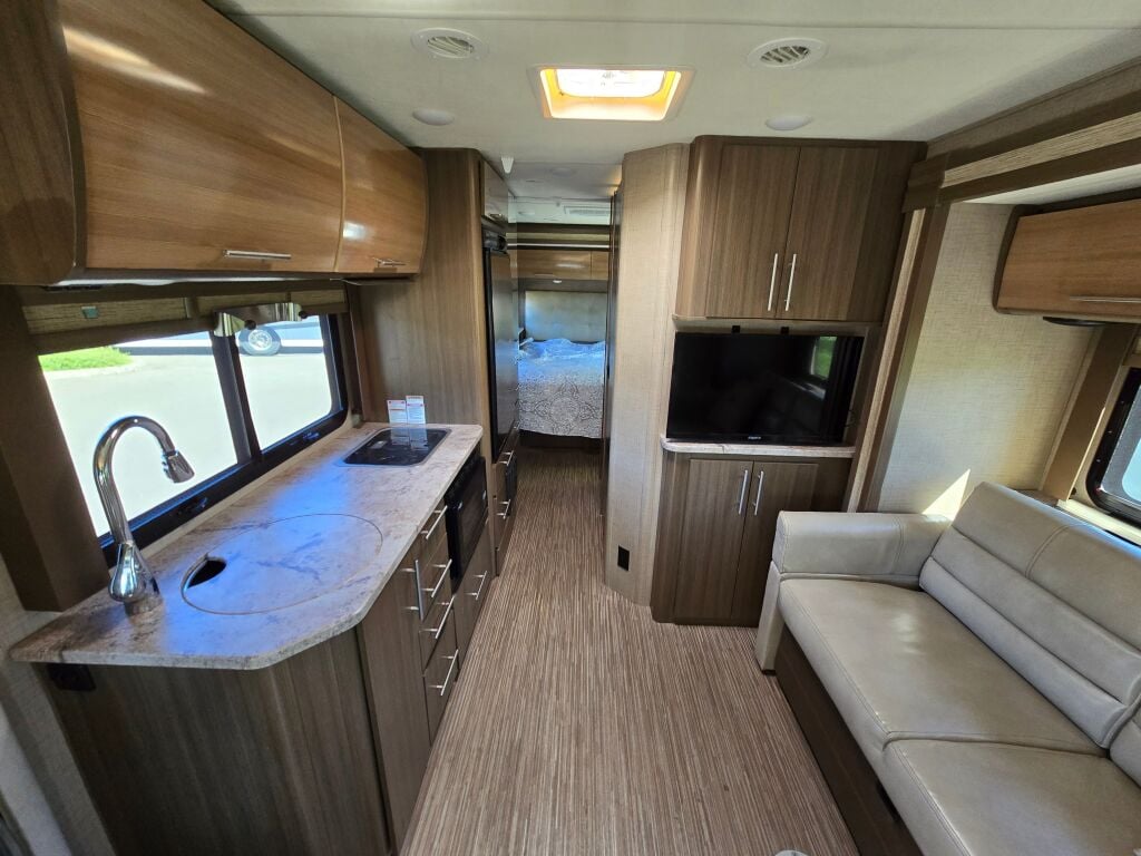 2018 Thor Motor Coach Gemini 24TX