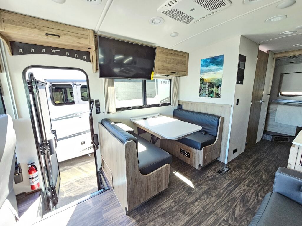 2025 Winnebago Vista 29N