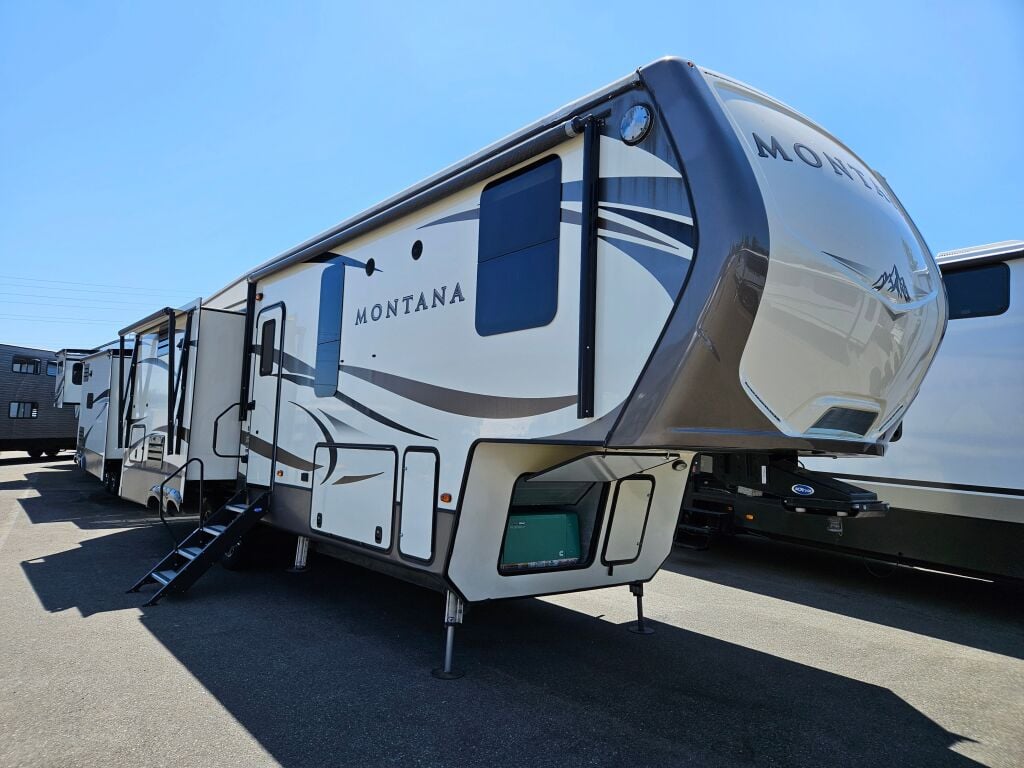 2017 Keystone Montana 3160RL