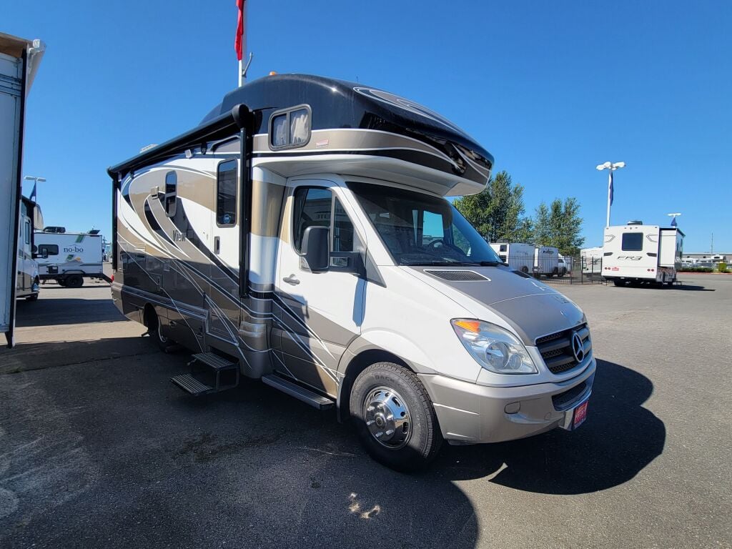 2012 Winnebago View 24M