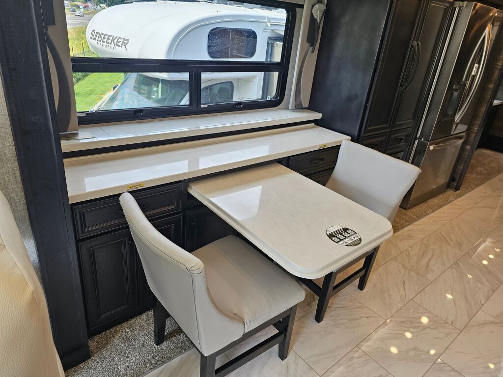 2025 Tiffin Motorhomes Phaeton 35CH