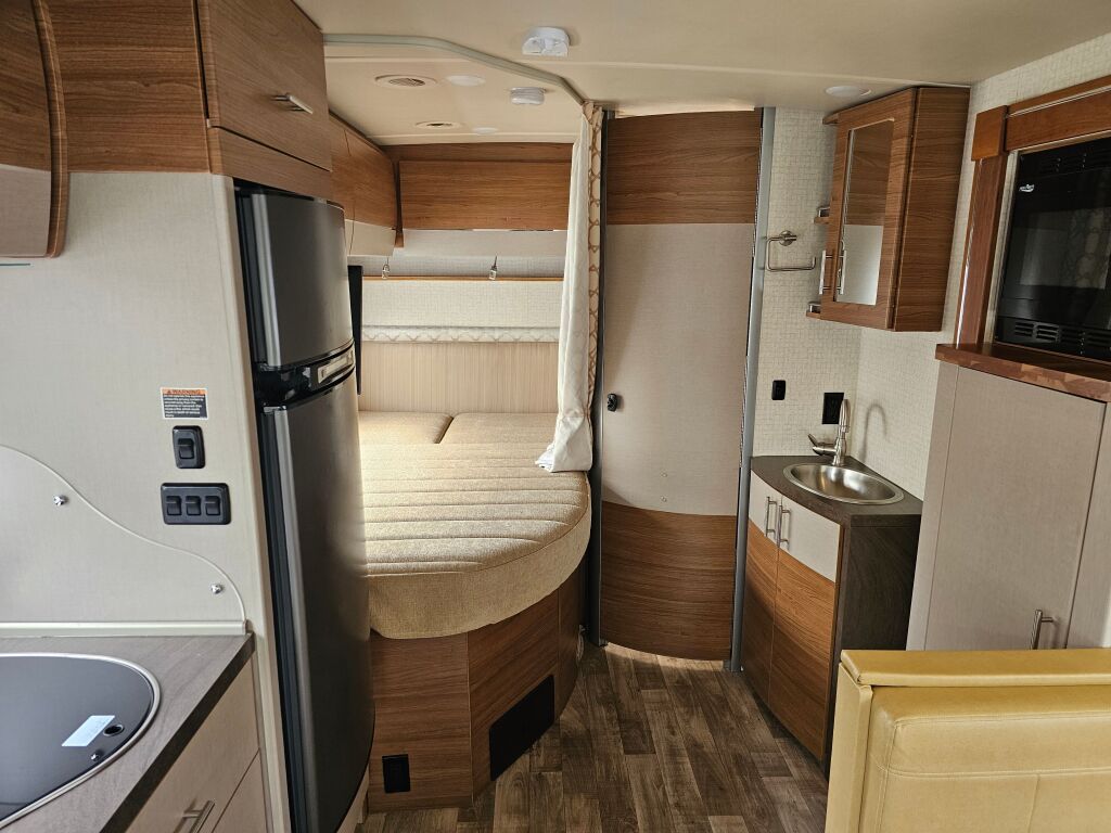 2016 Winnebago View 24J