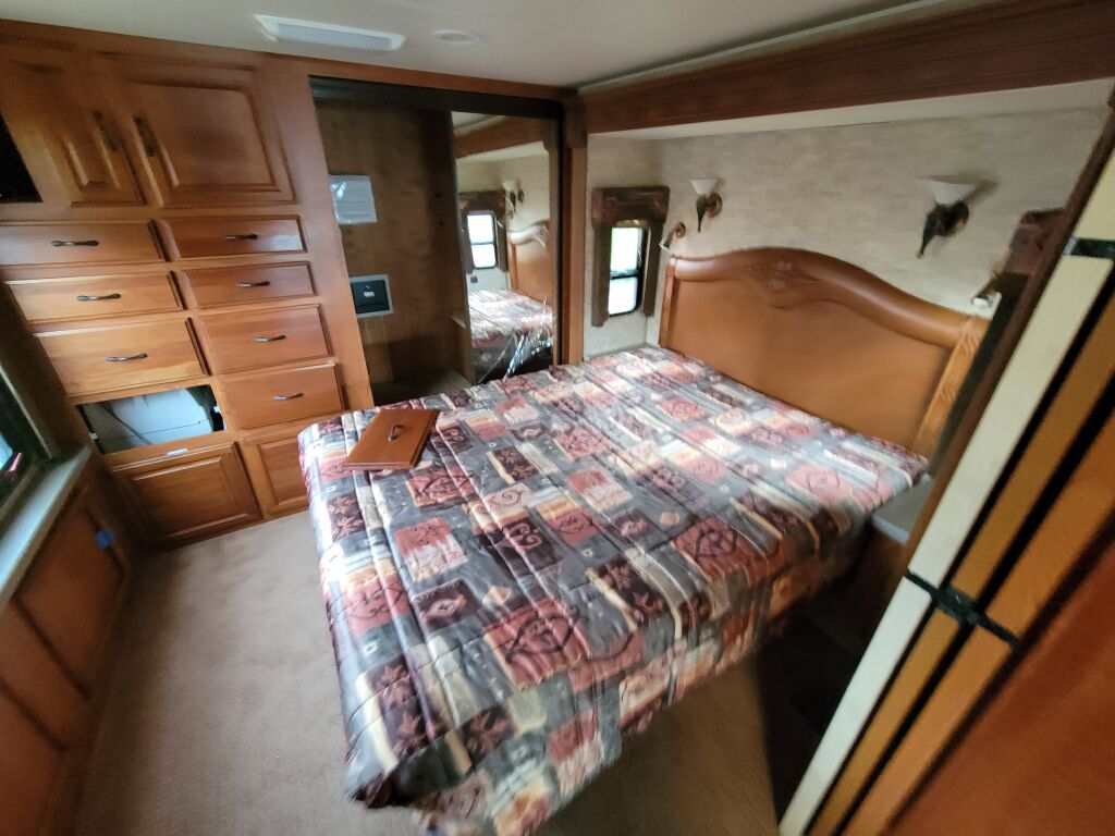 2005 Coachmen Sportscoach 40TS