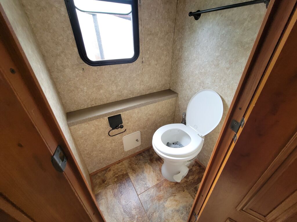 2005 Coachmen Sportscoach 40TS