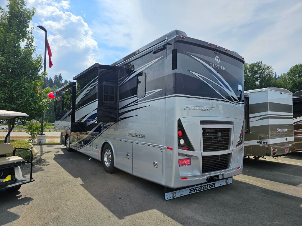 2025 Tiffin Motorhomes Phaeton 35CH